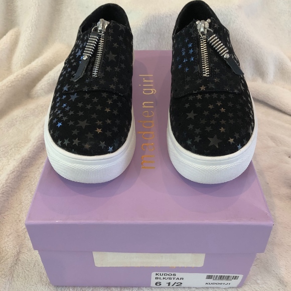 Kudos Zip Up Sneaker - Picture 2 of 6